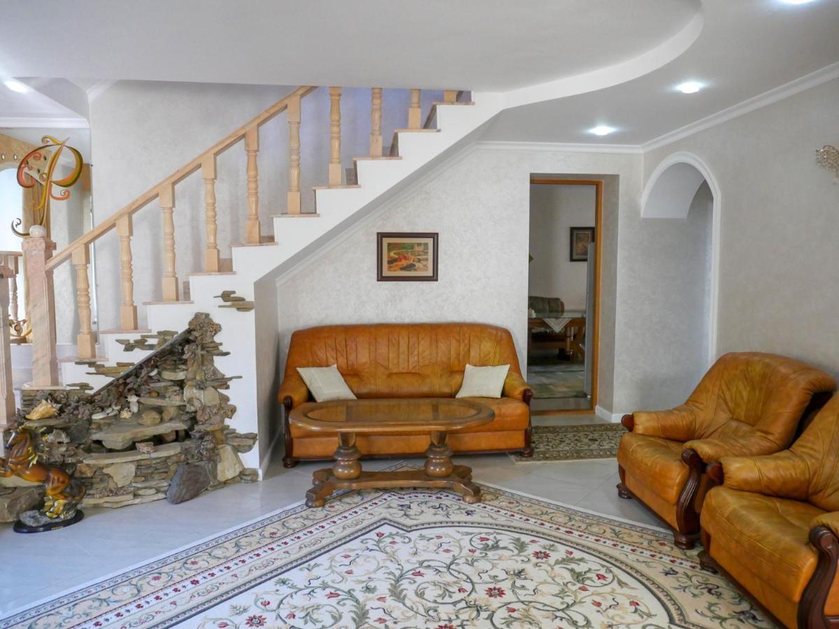 Kiki'S Villa Kişinev Dış mekan fotoğraf